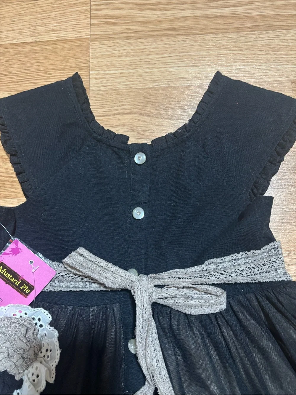 New “Mustard Pie” dress size 8 with matching hair clip with tag